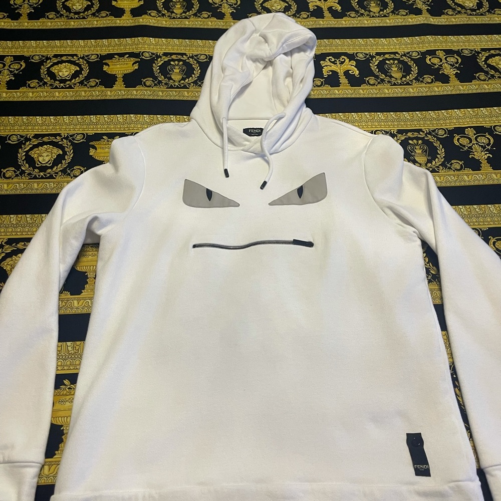 100% FENDI MONSTER HOODIE SIZE 50